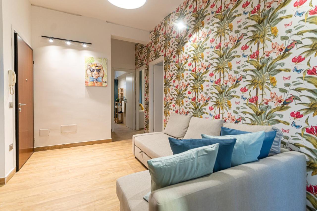 Casa Vacanze Partenope Apartment เนเปิลส์ ภายนอก รูปภาพ